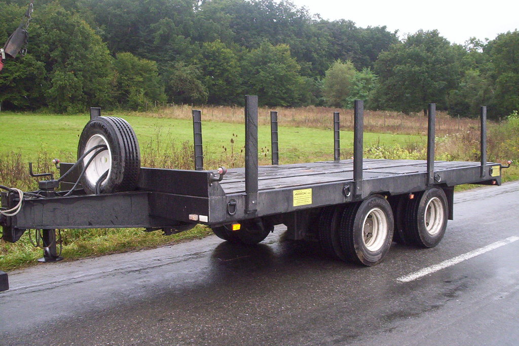 Cu caroseria peste roti